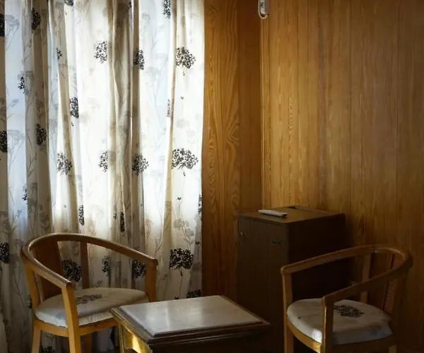 Aparthotel Adel's *