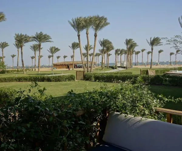 Adel's Aparthotel